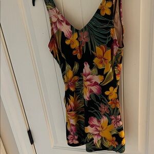 Islander One Piece Swimdress in Black With Tropical Print Size 10